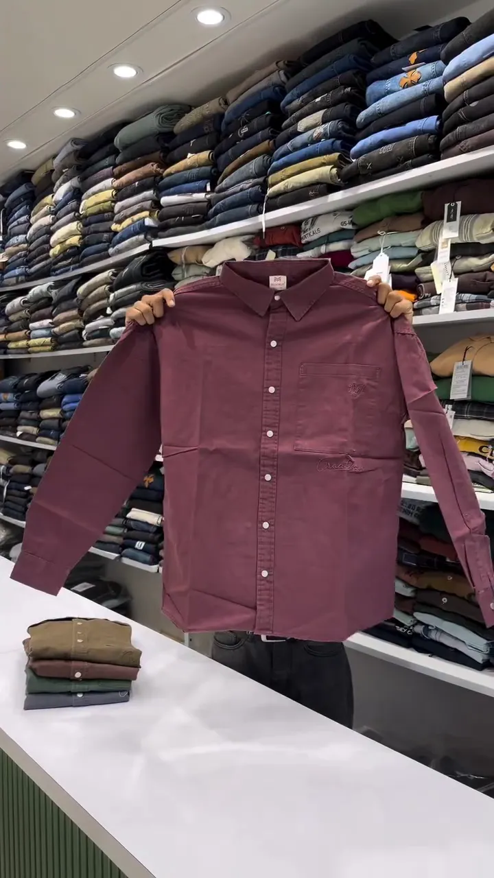 Men Slim Fit Solid Spread Collar Pure Cotton Casual Shirt - Image 2